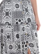 104817417-Falda-Marcella-estampado-de-cintura-media-para-mujer