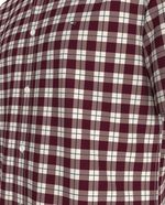 104804542-Camisa-Tommy-Hilfiger-regular-fit-color-vino-cuadriculada-para-hombre