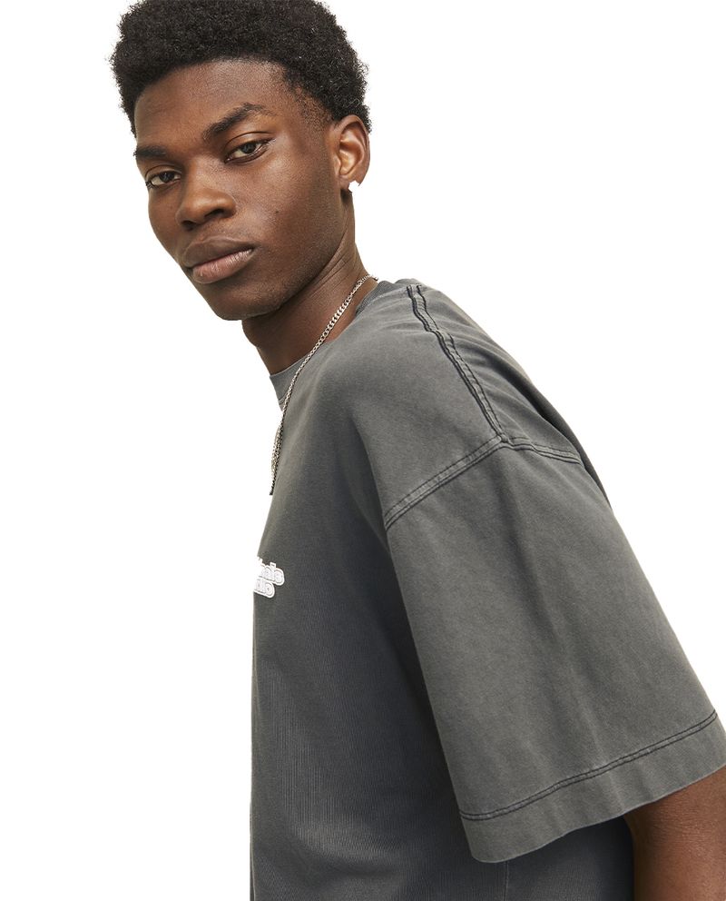 104835798-Camiseta-Jack-and-Jones-wide-fit-heather-estampada-para-hombre