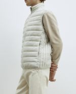 104835298-Chaleco-acolchado-Sfera-blanco-solido-para-hombre