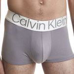 104780359-Pack-de-3-boxers-trunk-Calvin-Klein-multicolor-solidos-para-hombre