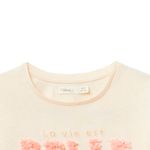 Blusa-beige-con-textura-para-niña-104831836