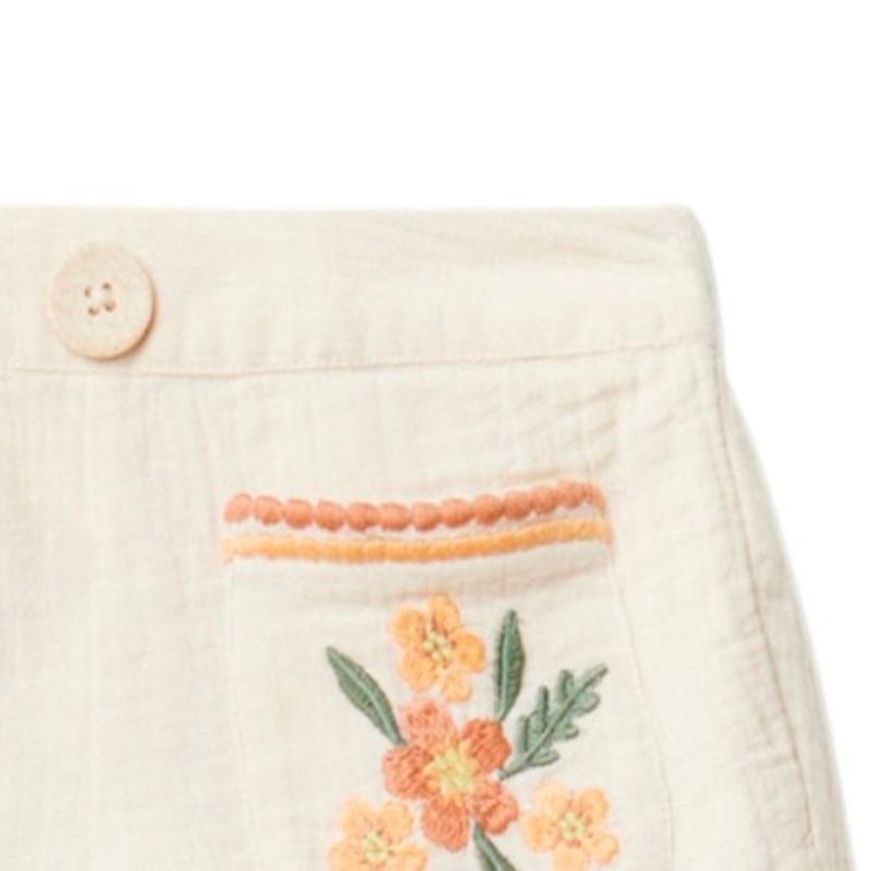 Short-beige-bordado-para-niña-104831823
