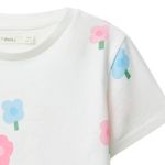Blusa-blanca-con-estampado-de-flores-para-niña-104831941