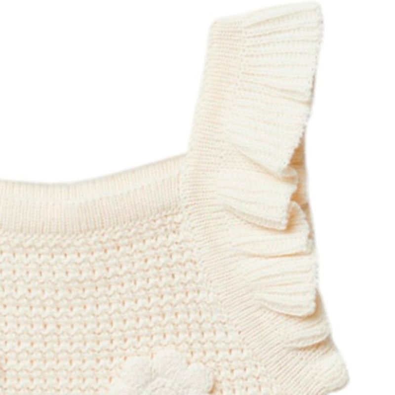 Blusa-blanca-con-crochet-para-niña-104831955