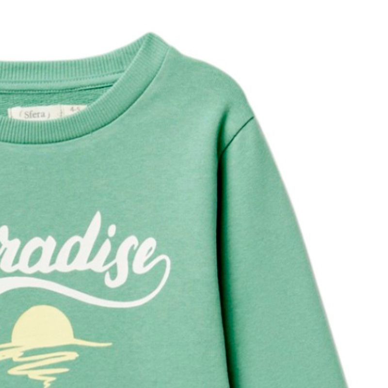 Sueter-verde-con-estampado-para-niño-104834034