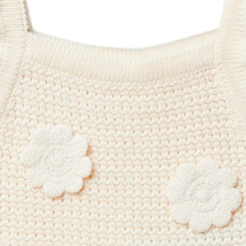 Blusa-blanca-con-crochet-para-niña-104831955