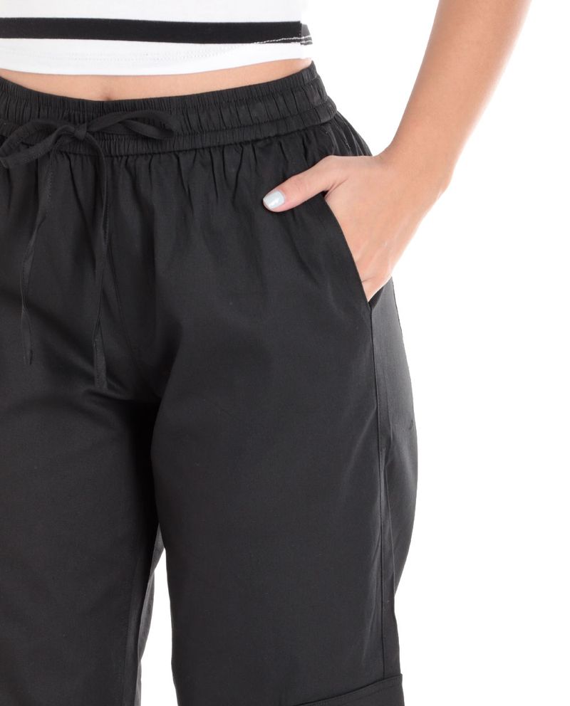104660830-Pantalon-Orange-cargo-negro-de-cintura-alta-para-mujer