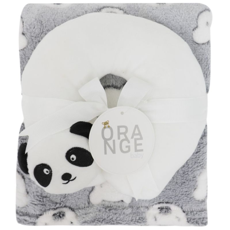 Frazada-gris-con-almohada-media-luna-para-bebe-niño