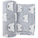 Frazada-gris-con-estampado-para-bebe-niño