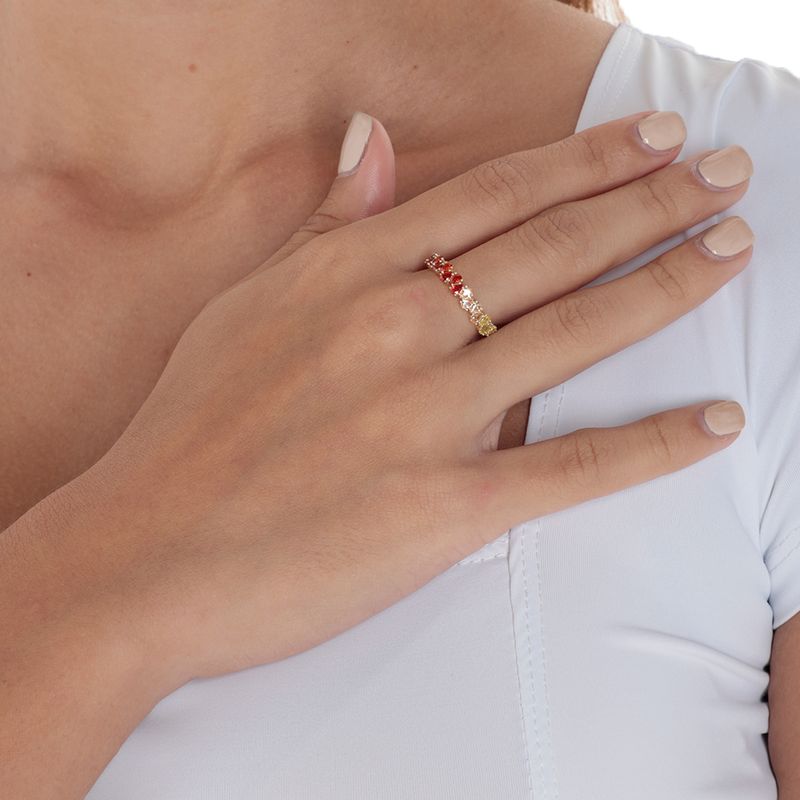 104809888-Anillo-de-plata-con-baño-de-oro-para-mujer
