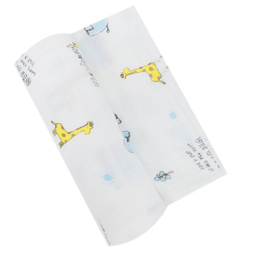 Frazada blanca con diseño estampado