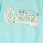 Blusa-verde-con-estampado-para-niña-104840782