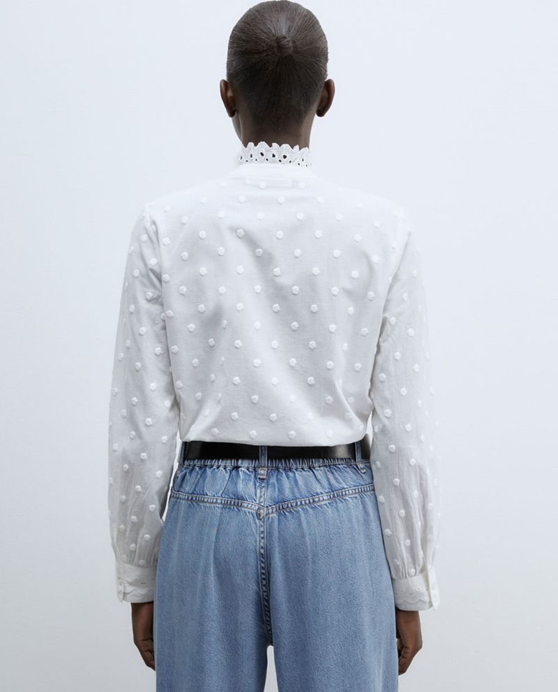 104832489-Blusa-Sfera-casual-blanca-manga-larga-para-mujer