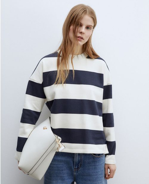 Suéter Sfera pull over rayado manga larga para mujer