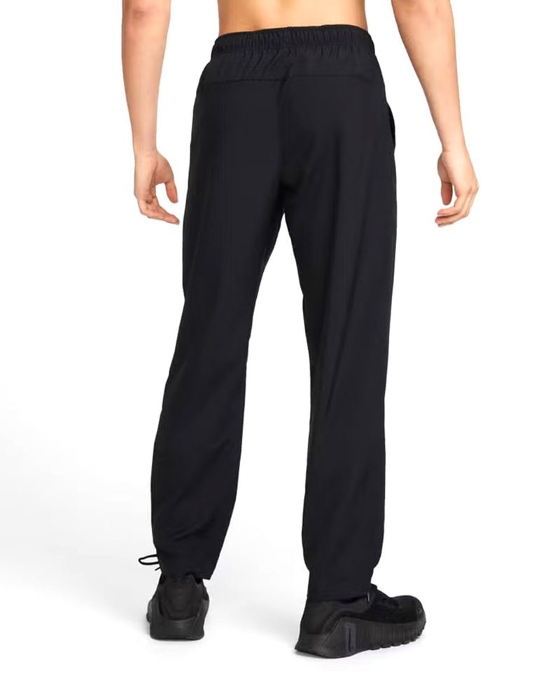 104836656-Pants-deportivo-Nike-negro-estampado-para-hombre