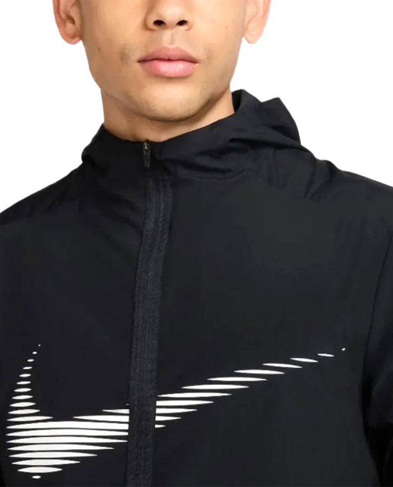 104836658-Sueter-impermeable-deportivo-Nike-negro-estampado-para-hombre