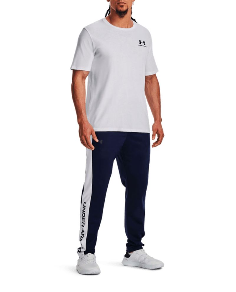 104704059-Pants-deportivo-Under-Armour-navy-color-blocking-para-hombre
