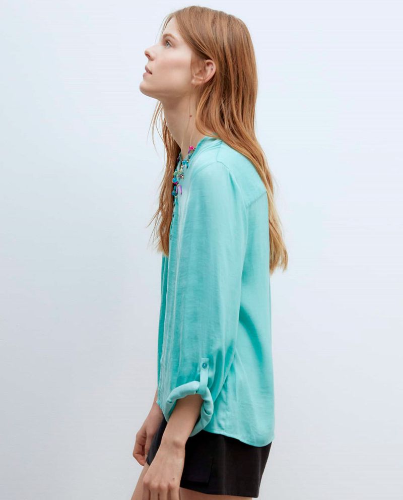 104832427-Blusa-Sfera-casual-celeste-manga-larga-para-mujer