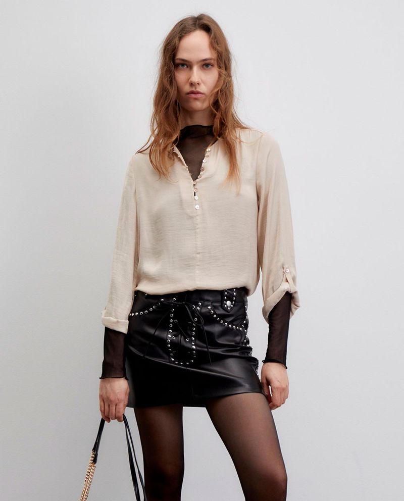 104832433-Blusa-Sfera-casual-beige-manga-larga-para-mujer