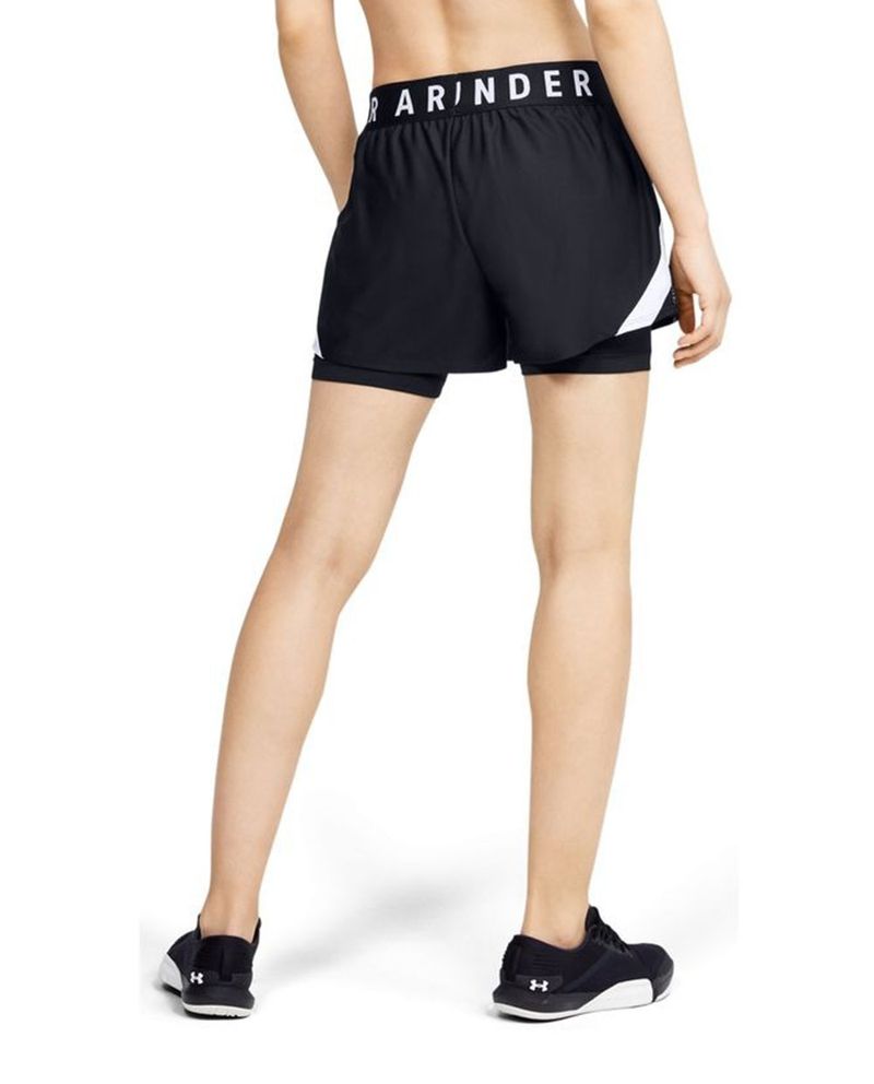 104802113-Short-deportivo-Under-Armour-negro-solido-para-mujer-