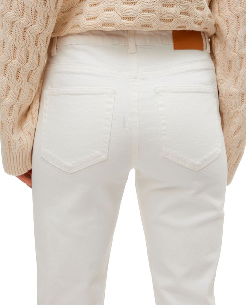 104828204-Jeans-Vero-Moda-straight-largo-32--blanco-de-cintura-media-para-mujer