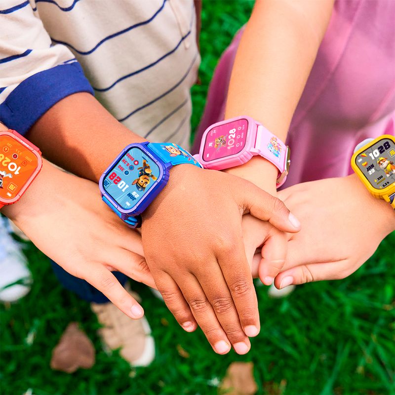 104837001-Reloj-smartwatch-Cubitt-Jr.-Paw-Patrol-Rubble-Yellow-Hero-para-niño