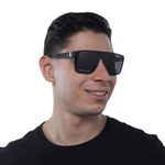 104766401-Lentes-de-sol-wayfarer-para-hombre-Tommy-Hilfiger