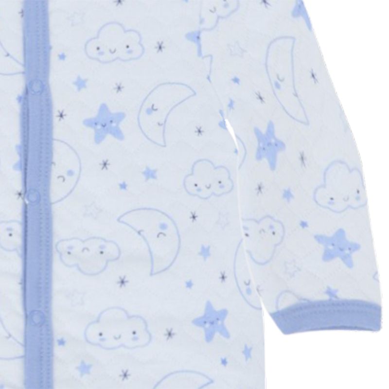Pijama-celeste-con-estampado-de-estrellas-para-bebe-niño-104803138