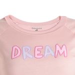 Blusa-rosada-con-estampado-para-niña-104793596