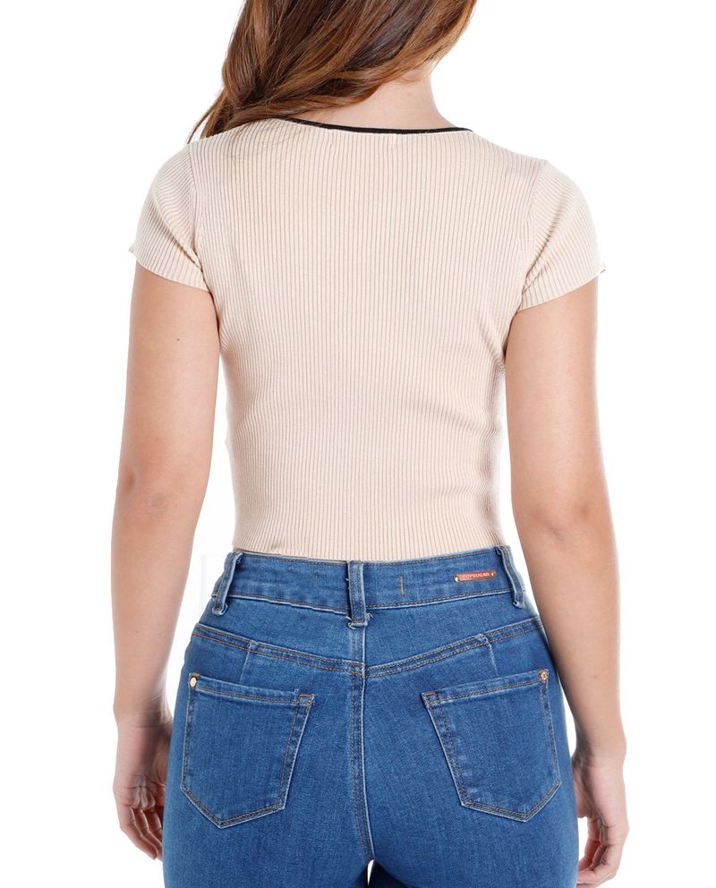 104724155-Blusa-Orange-crop-top-beige-manga-corta-para-mujer
