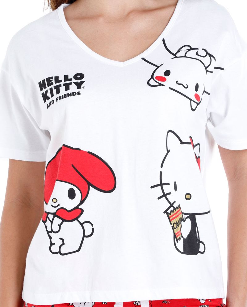 104785446-Pijama-con-short-St.-Jacks-estampada-Hello-Kitty-para-mujer