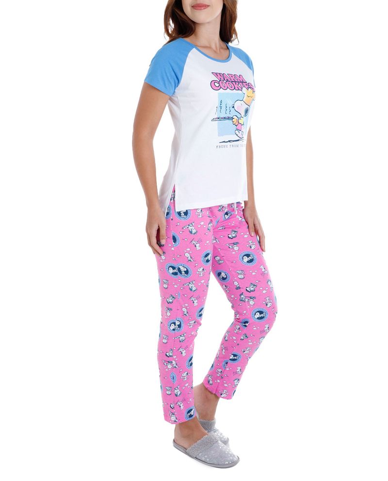 104785457-Pijama-con-pantalon-St.-Jacks-estampada-Snoopy-para-mujer