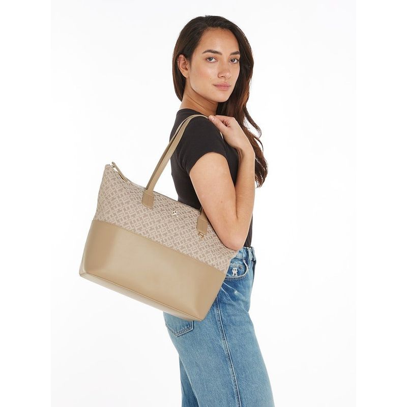 104837494-Cartera-tote-Tommy-Hilfiger-color-beige-para-mujer