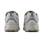 104852829-Zapato-New-Balance-530-casual-gris-para-mujer