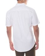 104693888-Camisa-casual-regular-fit-Gents-blanca-solida-para-hombre