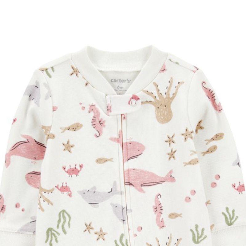 Pijama-blanca-con-estampado-para-bebe-niña-104846147