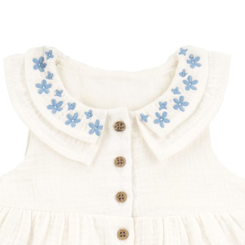 Vestido-blanco-con-bordado-para-bebe-niña-104846320
