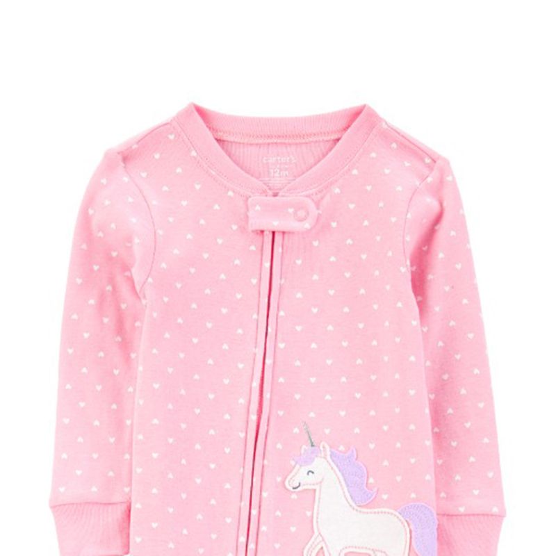 Pijama-rosada-con-estampado-de-corazones-para-niña-104846754