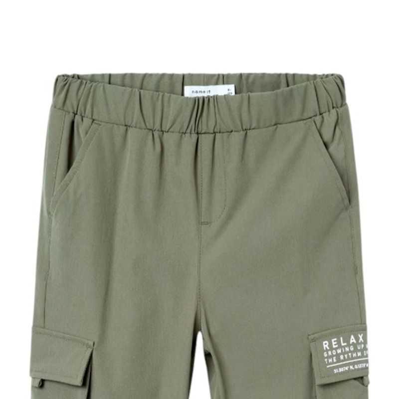104842432-Pantalon-verde-solido-para-niño