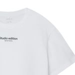 104842467-Camiseta-blanca-con-estampado-para-niño