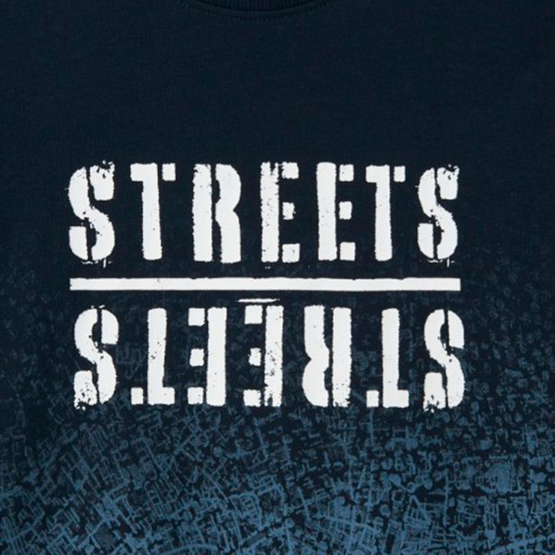 104842496-Camiseta-azul-con-estampado-para-niño