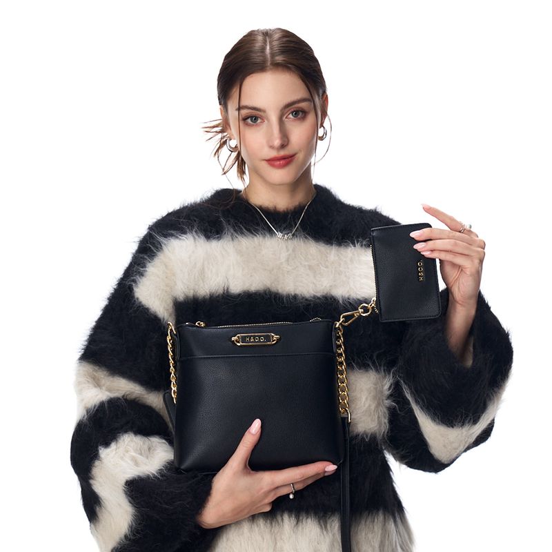 104814530-Cartera-crossbody-H-Co-color-negro-para-mujer