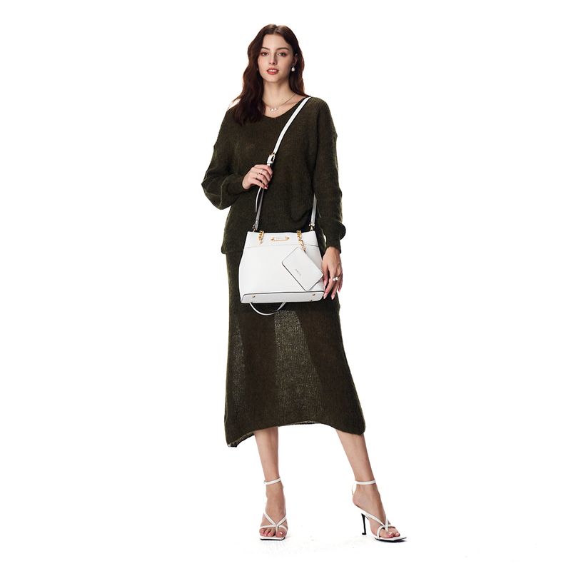 104814528-Cartera-satchel-H-Co.-color-blanco-para-mujer