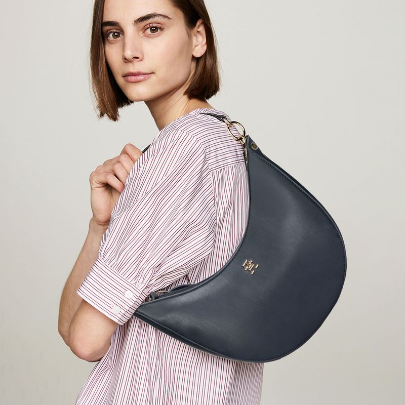 104837482-Cartare-satchel-Tommy-Hilfiger-color-azul-para-mujer