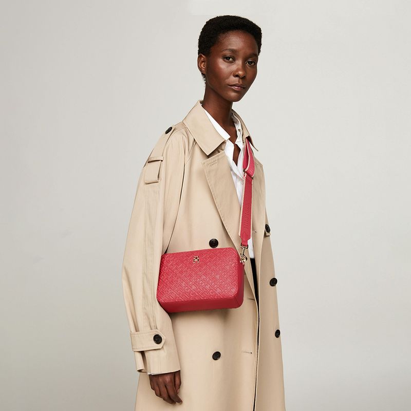 104837485-Cartera-crossbody-Tommy-Hilfiger-color-rosado-para-mujer
