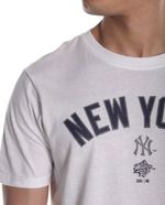104800270-Camiseta-deportiva-Yankees-blanca-para-hombre
