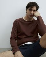 104835350-Camiseta-Sfera-color-vino-texturizada-para-hombre