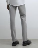 104835469-Pantalon-chino-Sfera-slim-fit-gris-solido-para-hombre