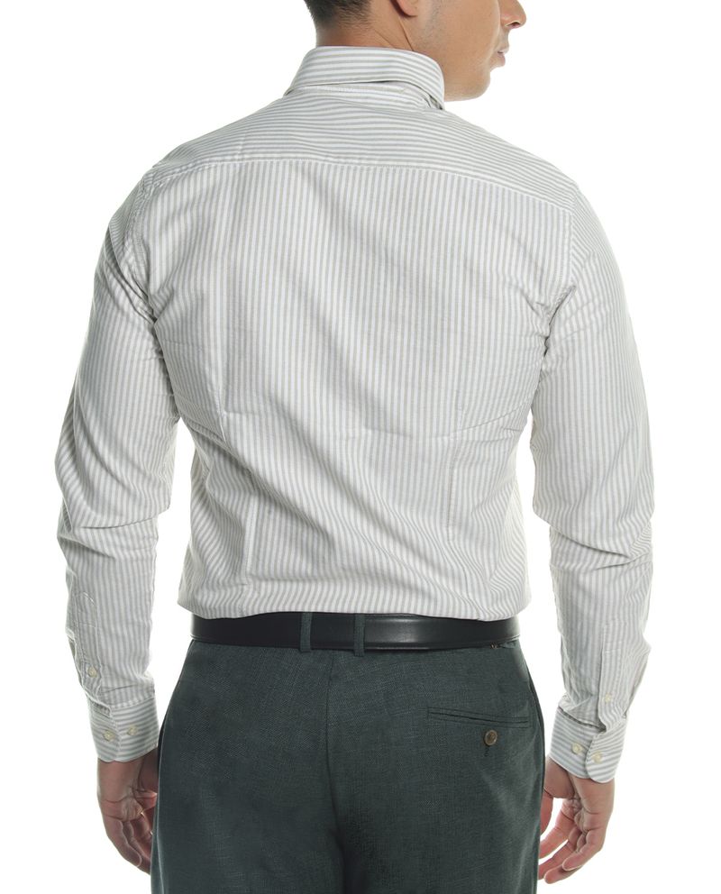 104782630-Camisa-casual-oxford-PuroEGO-custom-fit-cafe-claro-rayada-para-hombre